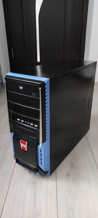 PC i5 cu SSD si HDD - Placa video dedicata cu Monitor Philips 22