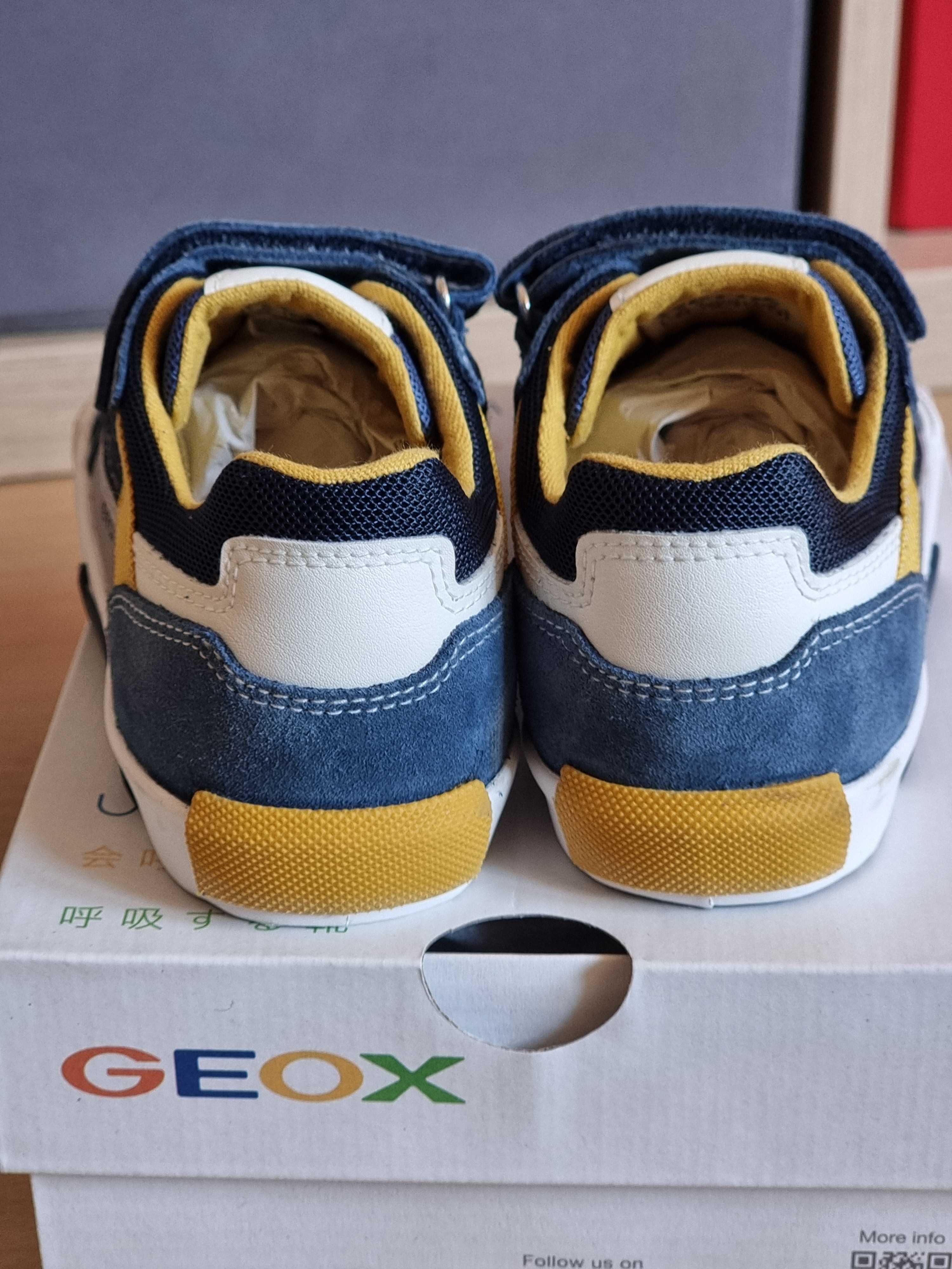Детски сини сникърси Geox B Kilwi, момче, номер 27
