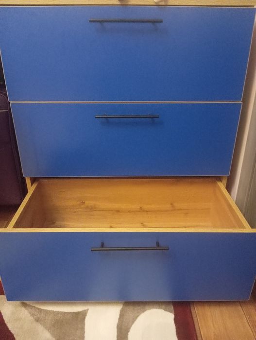 Тумба в спальню 3 полки