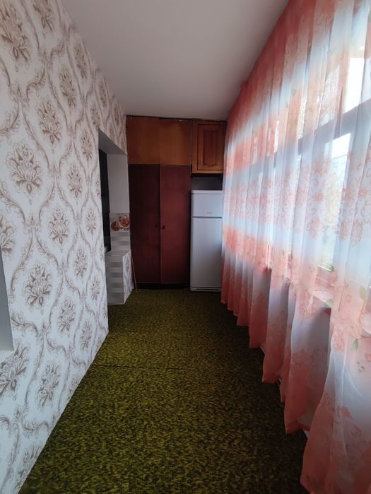 2х комнатная с обстановкой в 10 микрорайоне (молочка)