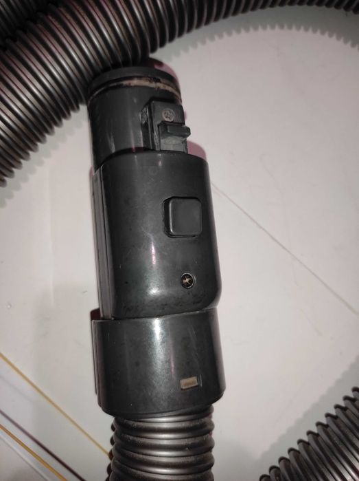 Прахосмукачка Zelmer Galaxy 2 на части