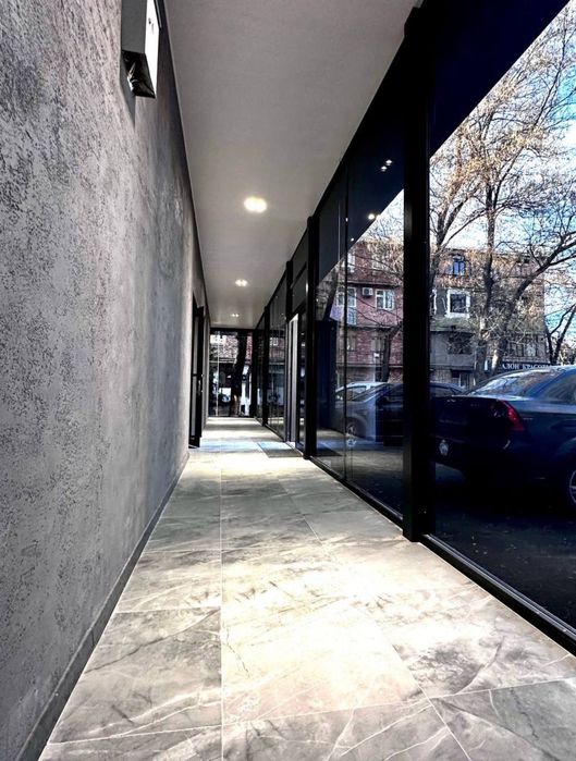 Продаётся нежилое помещение