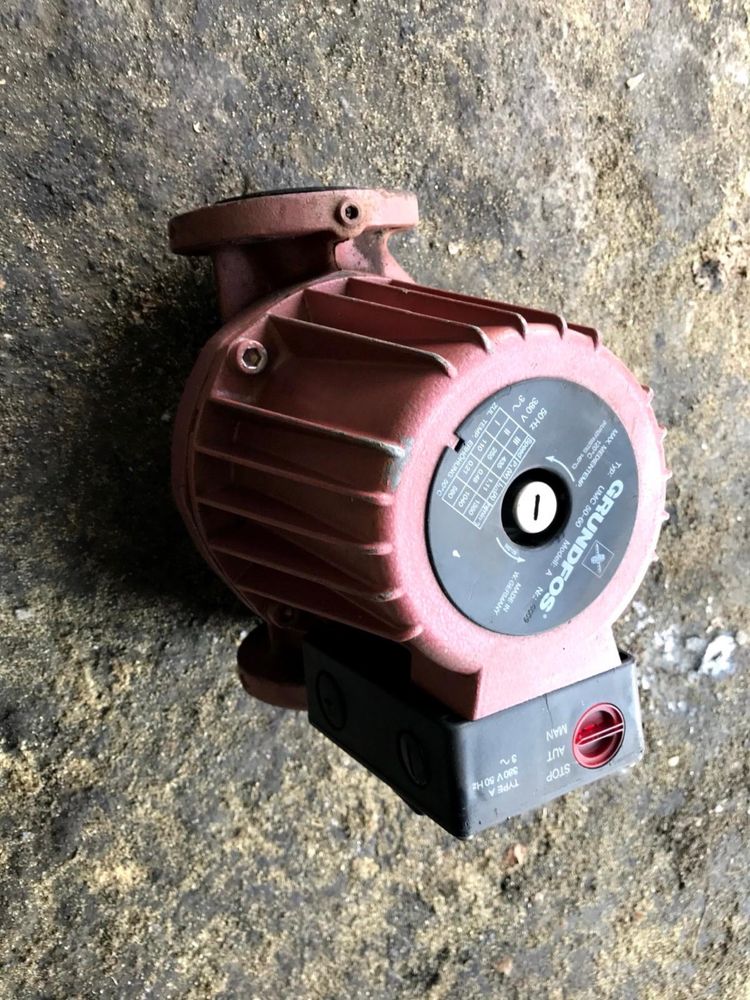 Циркулациона помпа работеща grundfos 50-60
