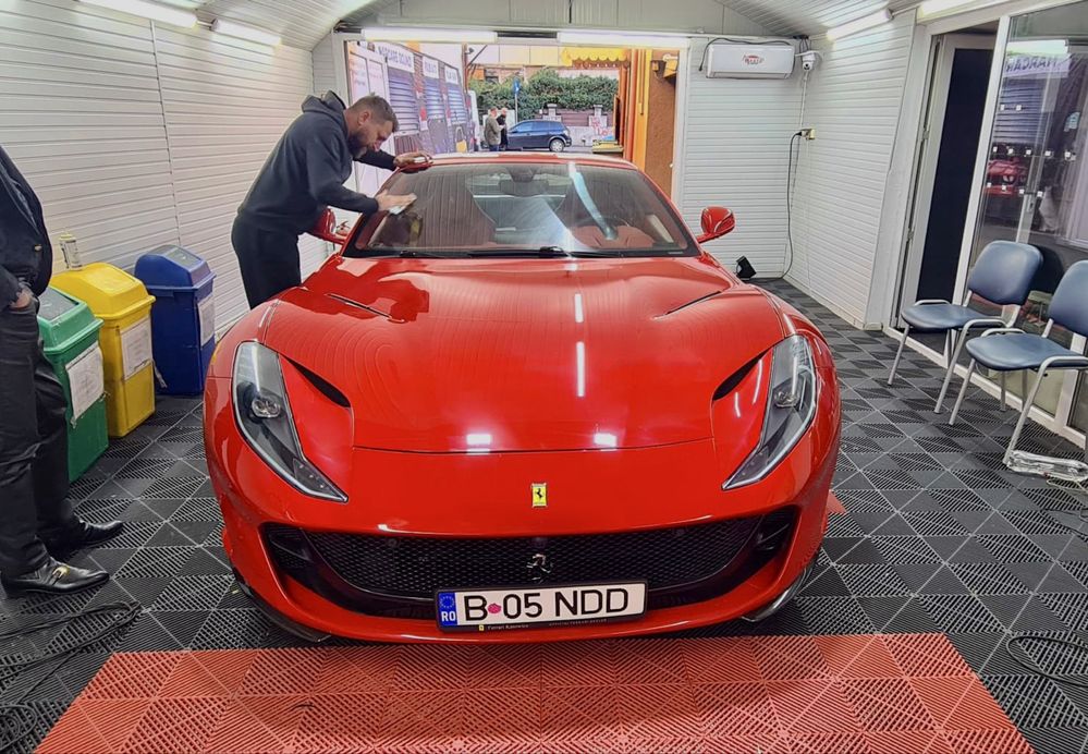 Montaj Folie Auto LLumar Autorizata Bucuresti