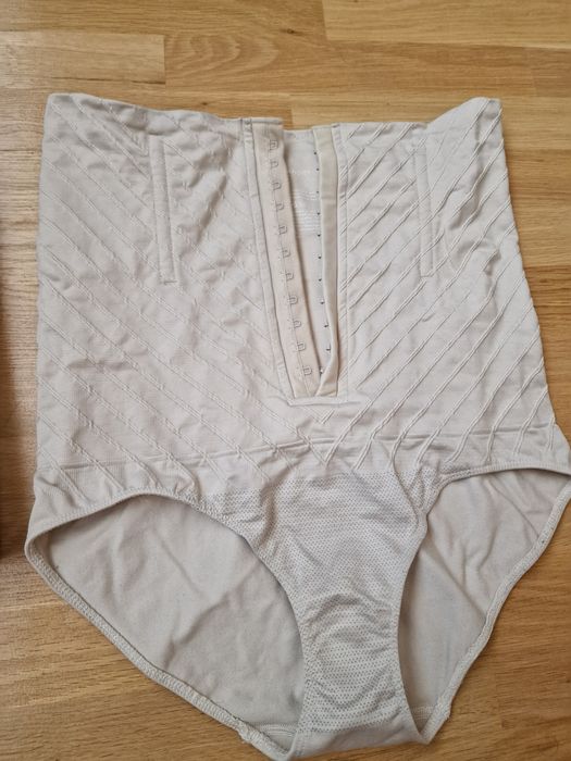 Centura cu chilot postnatala modelatoare Belly Bandit