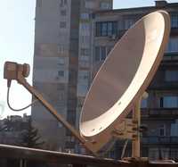 Сателитна антена/чиния 65 cm с LNB и стойка