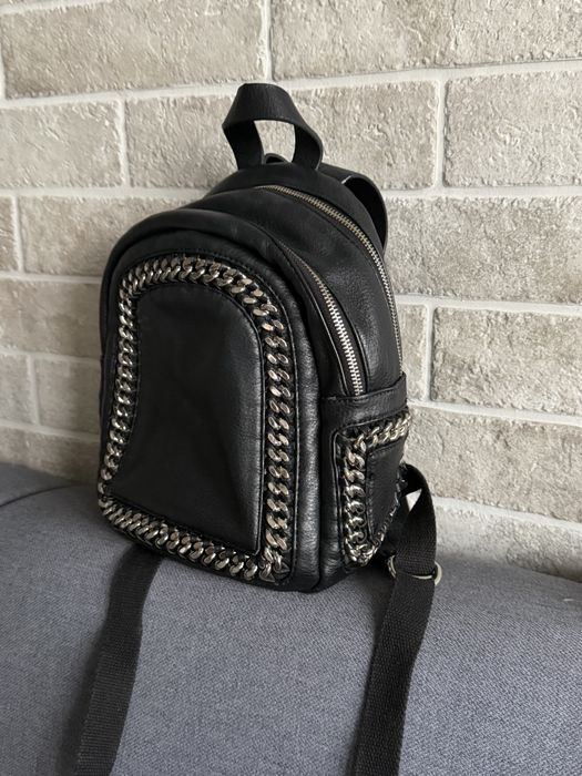 Кожена раница Zara