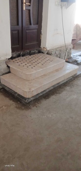 Цоколь, лестницы, полы-мрамор, брусчатка,кафель. Дикая корка,