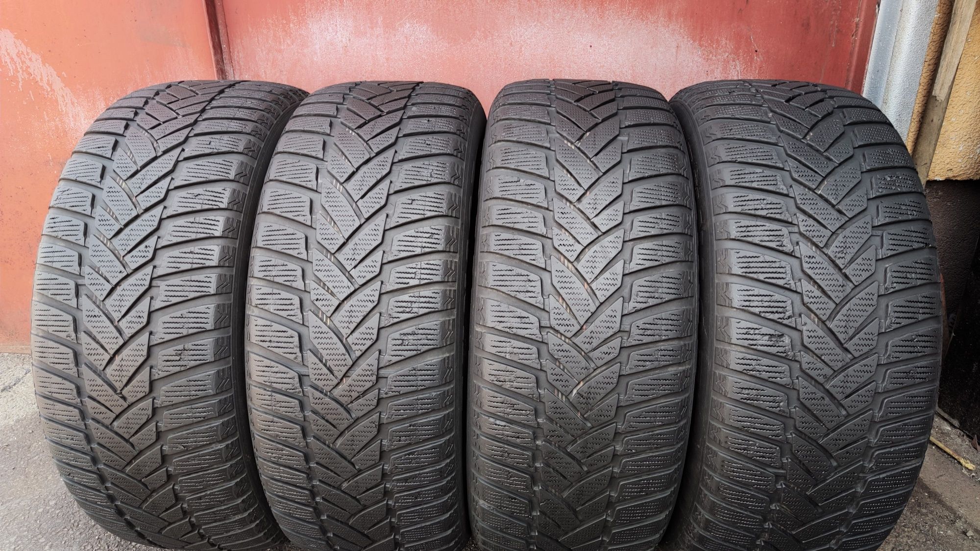 4бр. зимни гуми 265/55/19 Dunlop Grandtek, XL подсилени 
dot21
7.5mm
Д