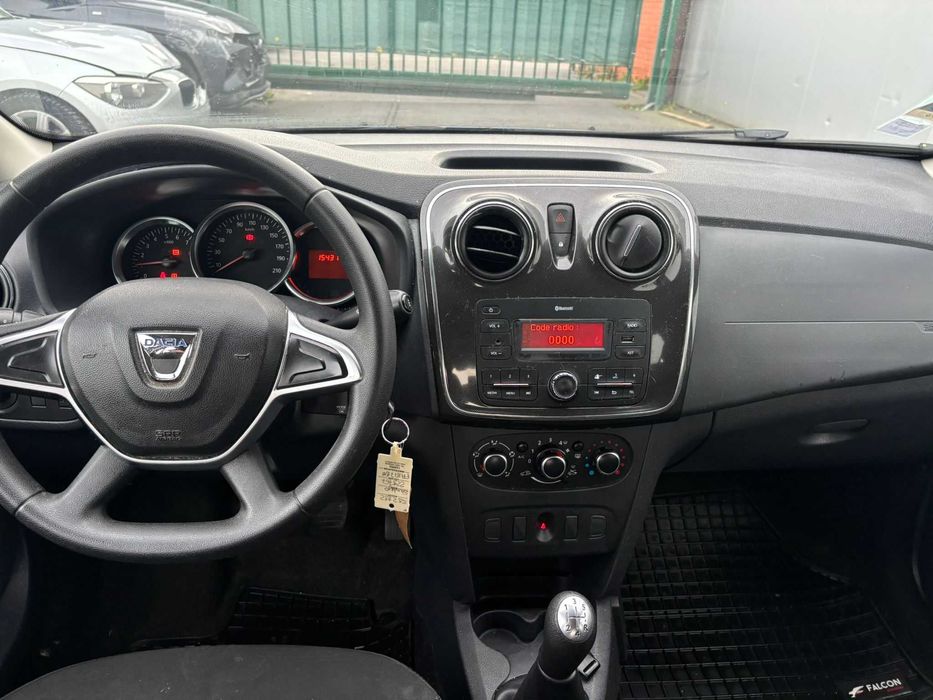 Dacia Sandero - ușor avariat / 2018 / 150.000 km