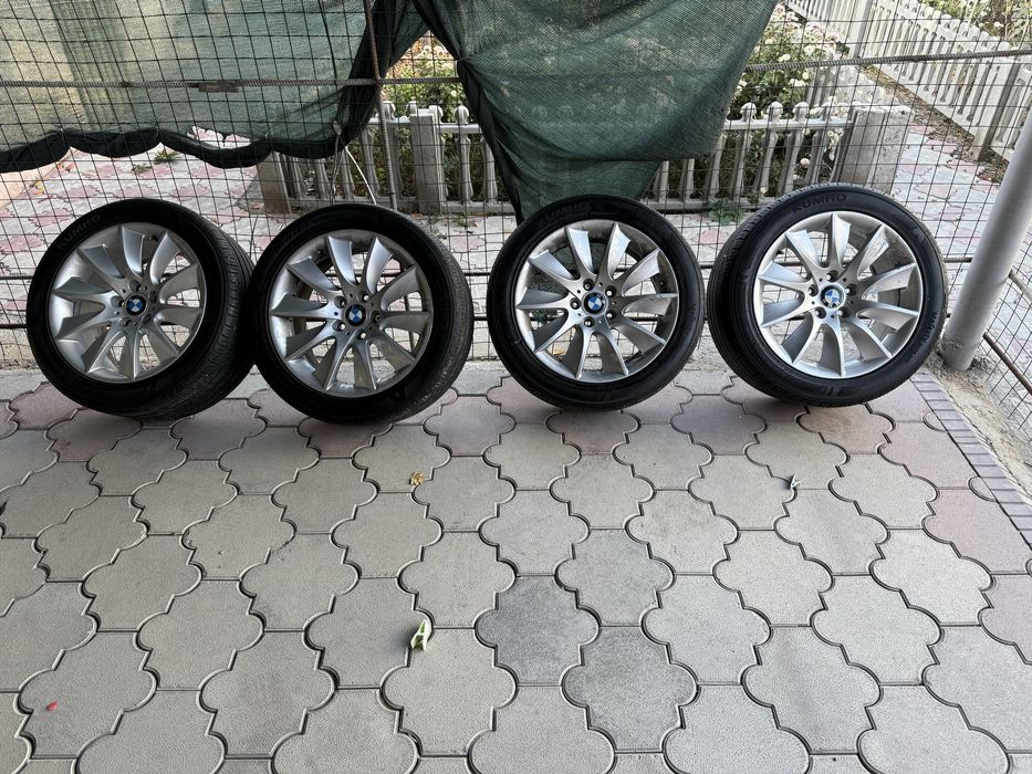 R18 Диски шины бмв