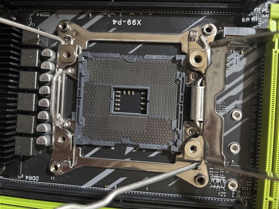 Placa de baza X99-P4 + procesor intel xeon E5 2680 v3+ RAM 16GB + Cool