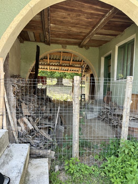 Casă și teren 1400 mp – Sat Retevoiești, Pietroșani, Argeș