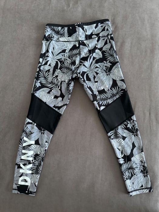 Страхотен клин DKNY