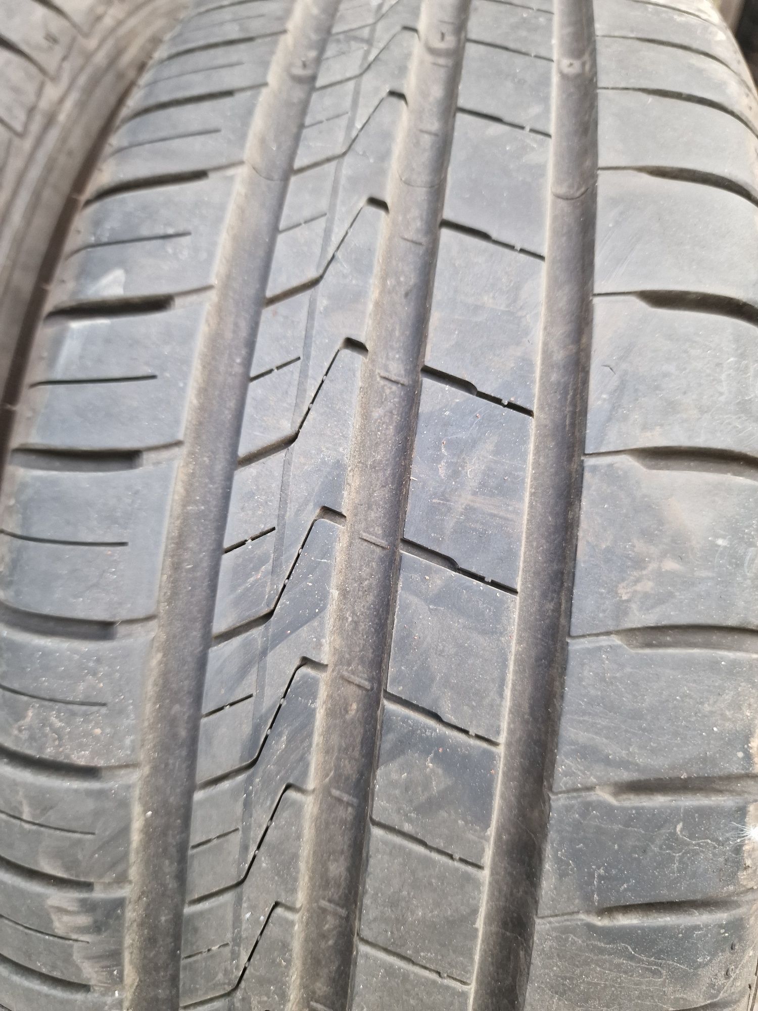 Anvelope 175/65R14 marca Hankook, DOT 2020, 8 mm,cu jantă