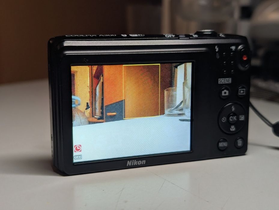 Aparat foto camera Nikon A300 Wi Fi Bluetooth