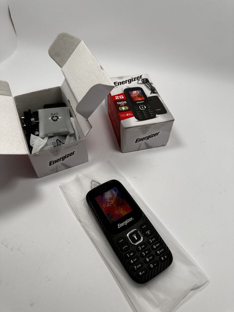 Телефон с две сим карти Energizer Нов Карбон