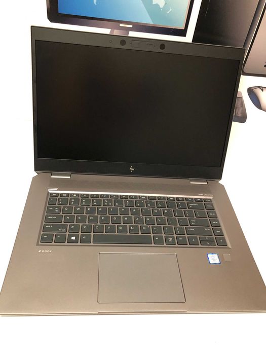 Laptop HP Zbook Studio G7, I7 10850H, 32 Gb, Video T1000, garantie
