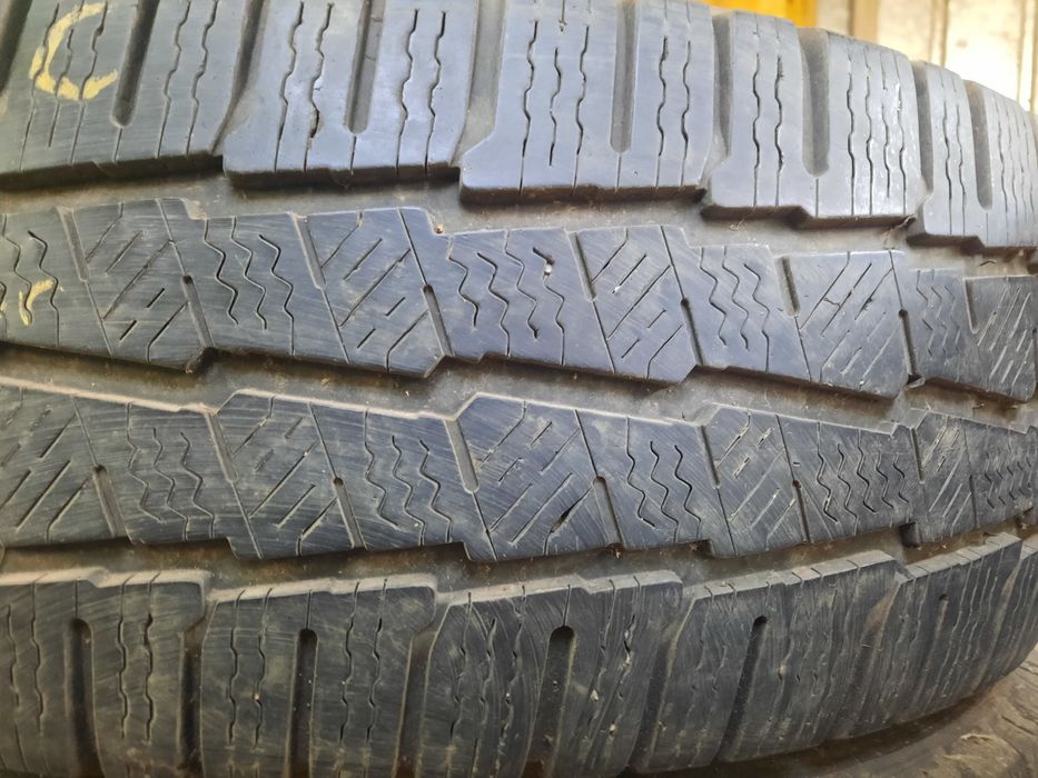 ПРОМОЦИЯ!215/60/17С и 225/75/16С Бусови Зимни Гуми