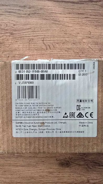 Логический модуль контролер Siemens 6ED1052-1FB00-0BA8 LOGO