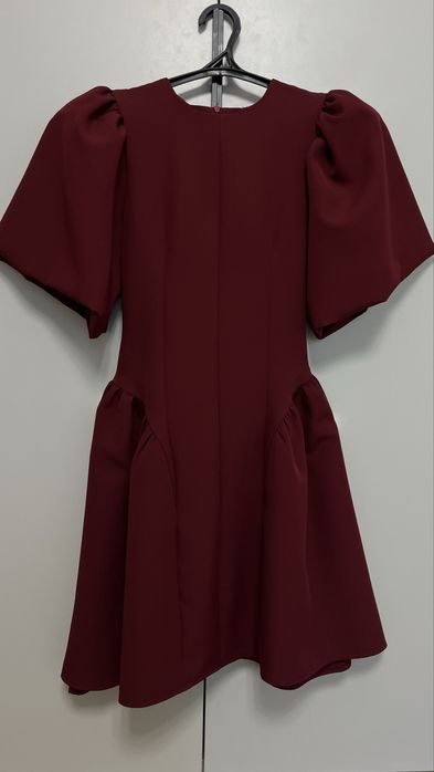 Бордовое вечерняя платье