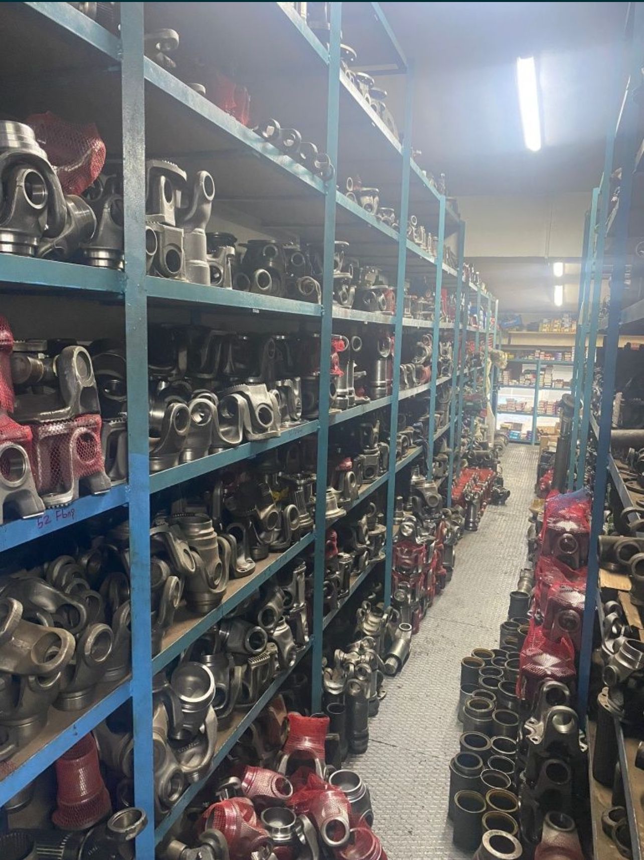 Reparatii cardane si planetare camioane utilaje dar si auto Man Iveco