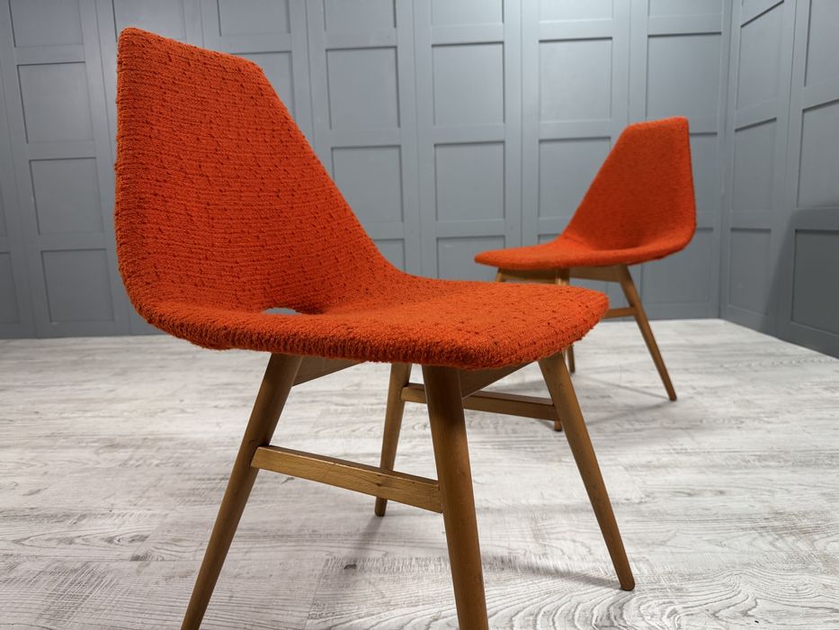 Трапезни столове на Judit Burian & Erika Szek от 50-те У022