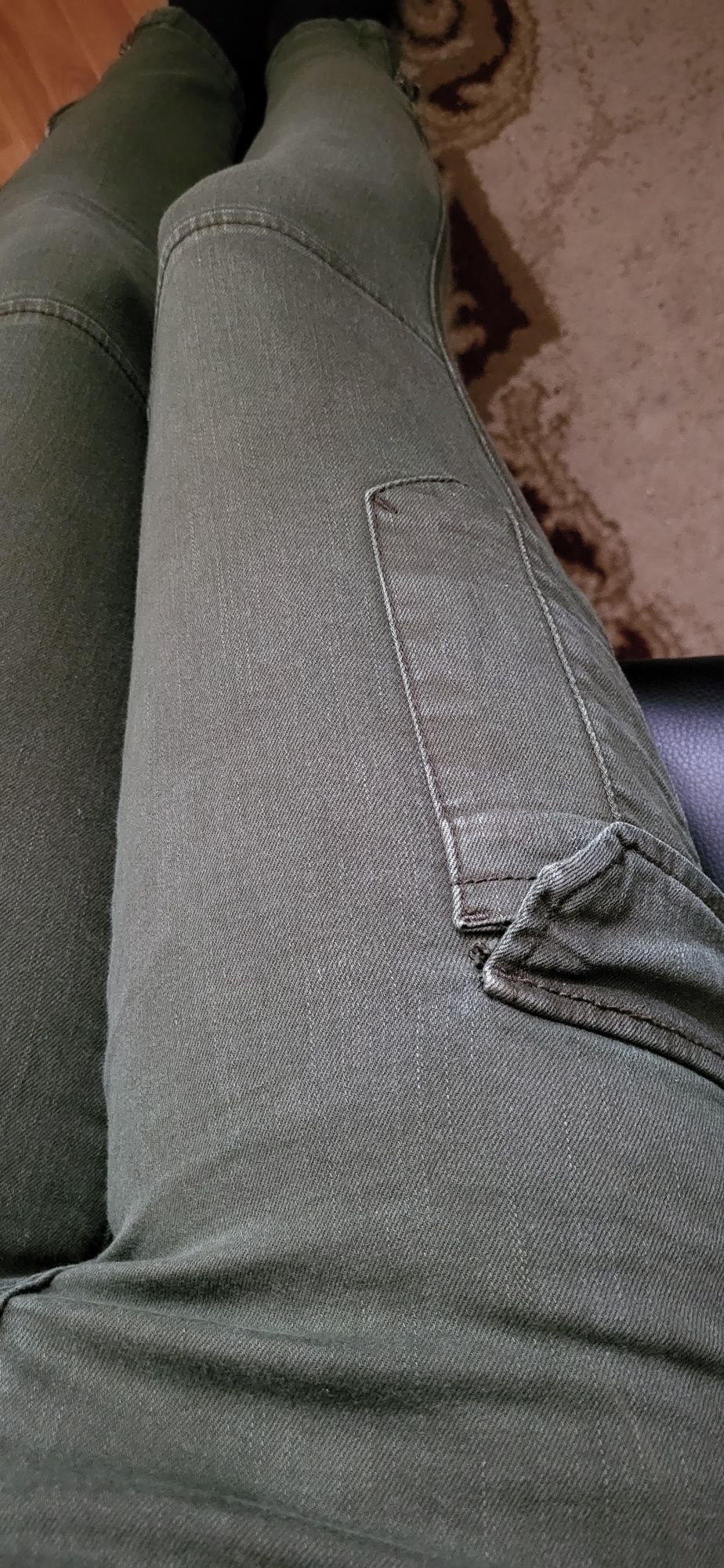 Blugi khaki Bershka skinny