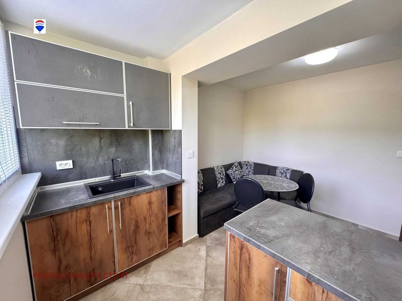 Дава се под наем Едностаен апартамент в Русе, Дружба 1 - 55 кв.м за 306 € - Снимка #6