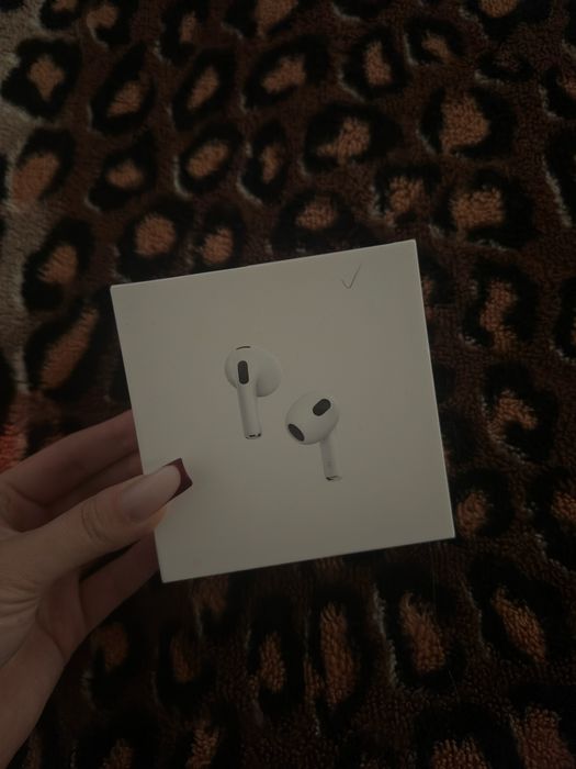 AirPods (3rd generation)