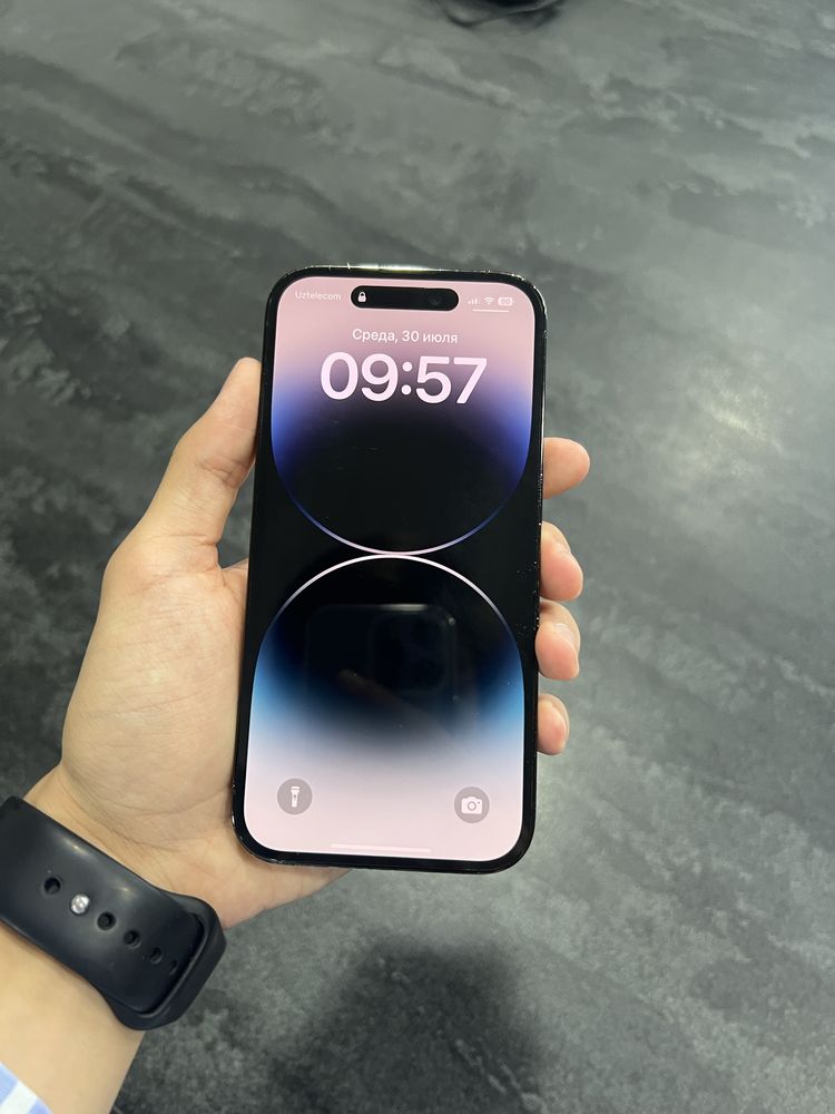 iPhone  14   Pro