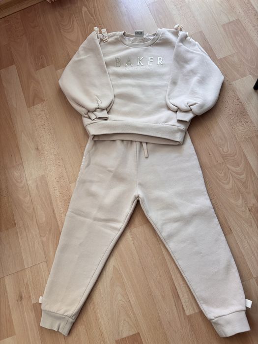 Дрехи за момиче 98-104