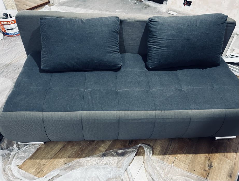 Canapea extensibila 2 locuri f.putin folosita, 200/90cm