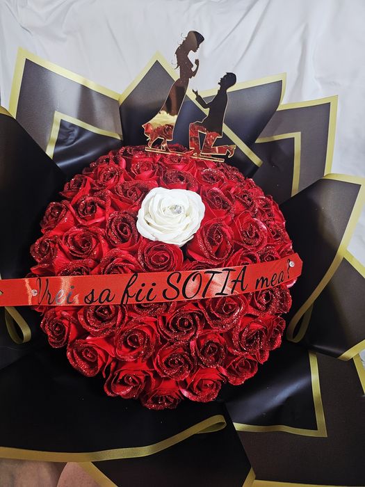 Buchete de trandafiri de sapun si aranjamemte florale