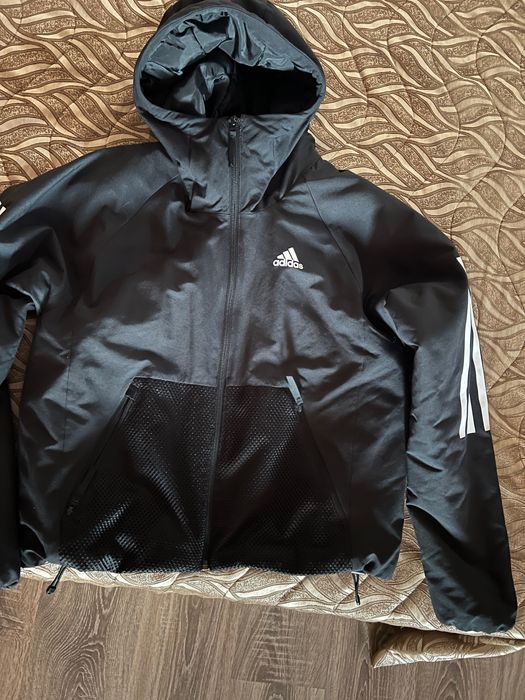 Дамско зимно яке Adidas