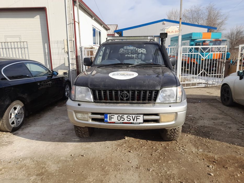 Vând Toyota Land Cruiser J90