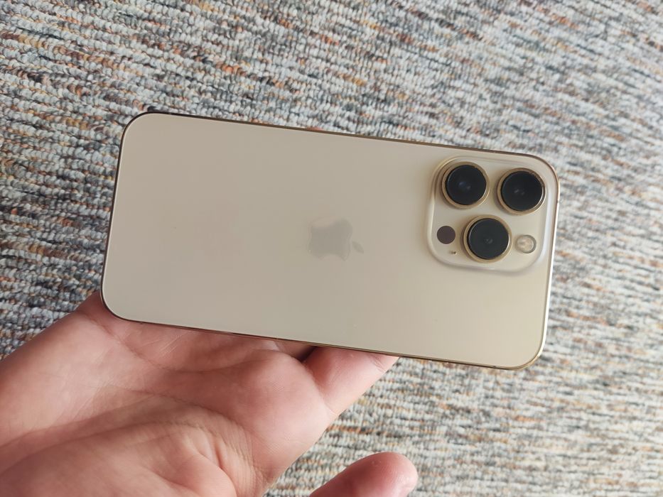 iPhone 13 pro 512gb gold