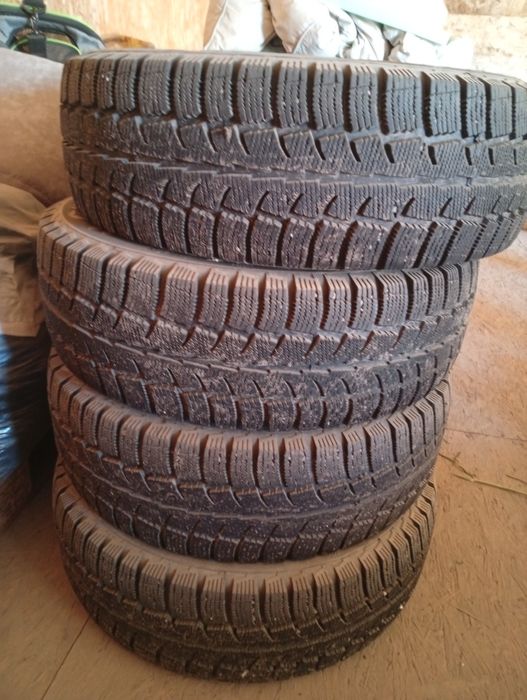 Продам или обменяю зимние шины