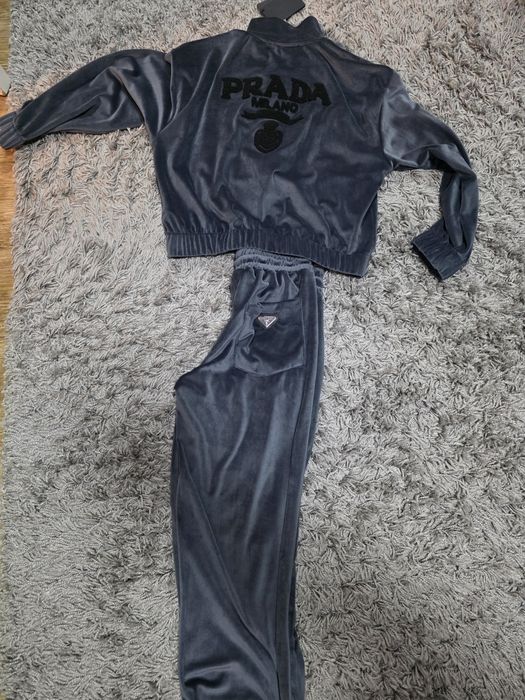 Уникален комплект p.r.a.d.a чисто нов