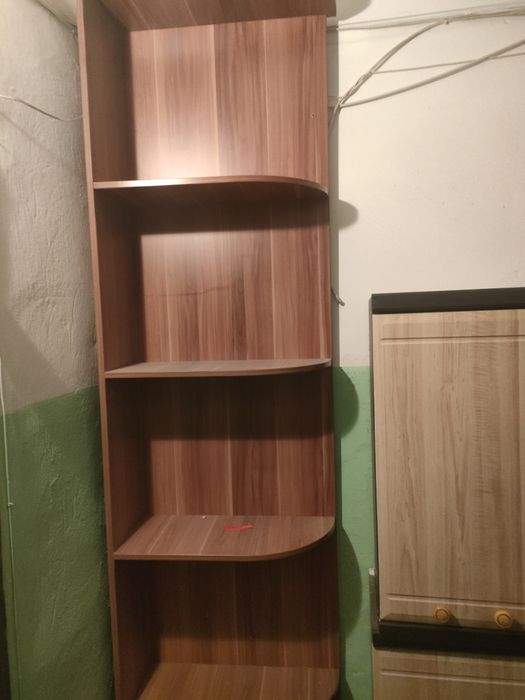 Продается угловой шкаф