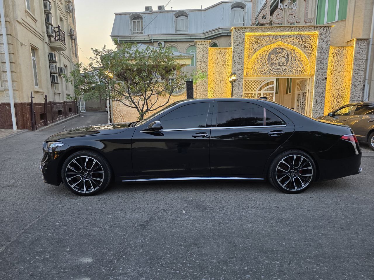 223 мерседес S400 сотилади