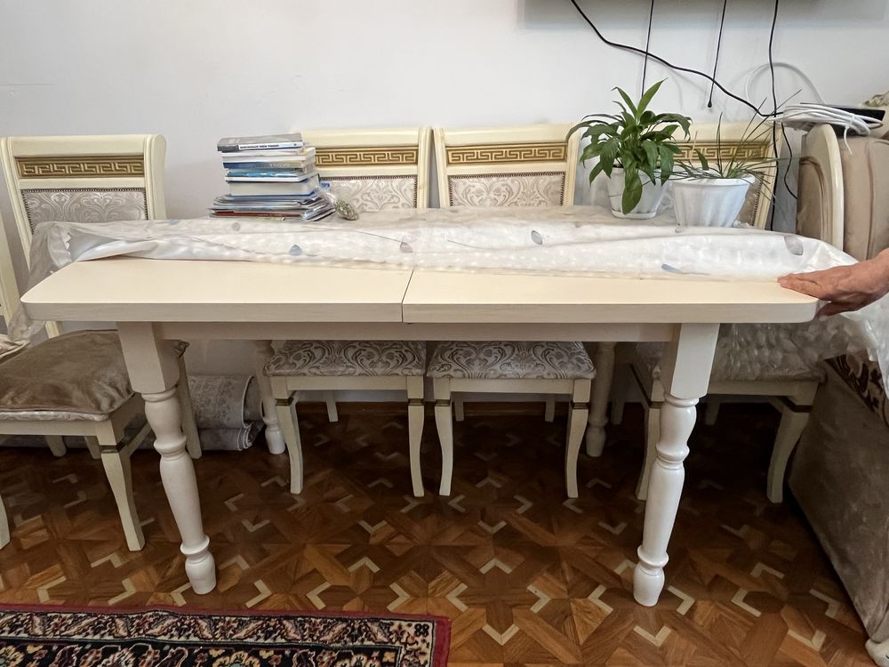 белый стол выдвижной