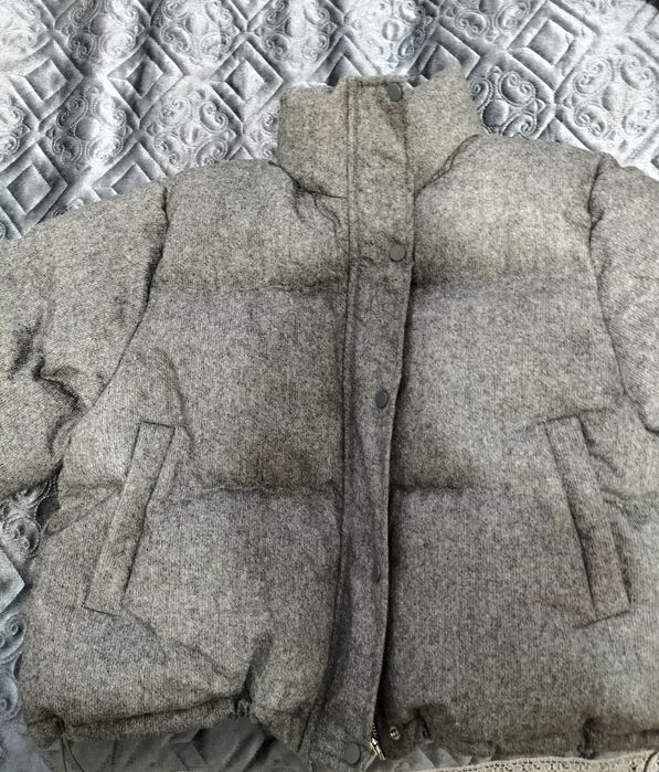 Продается куртка новая.