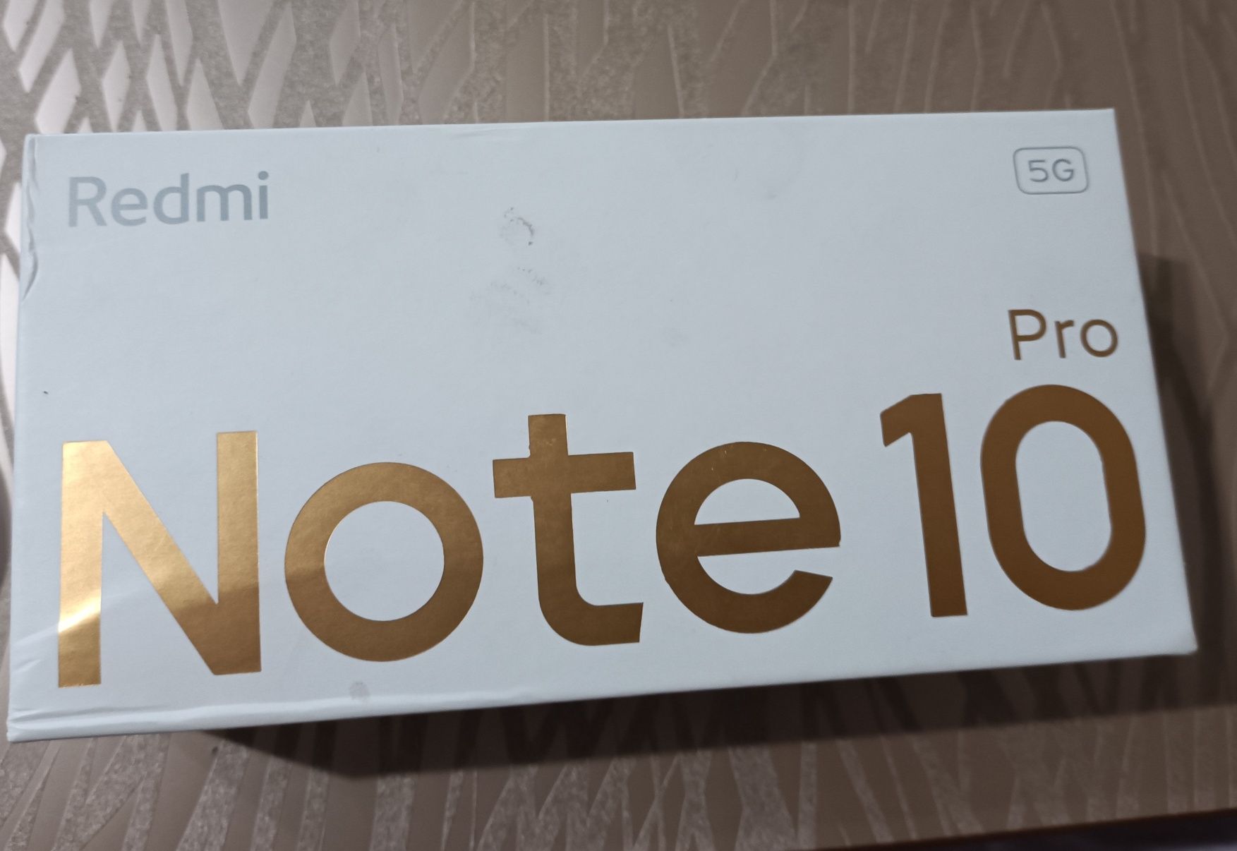 Продам телефон Redmi Note 10 Pro 5G!