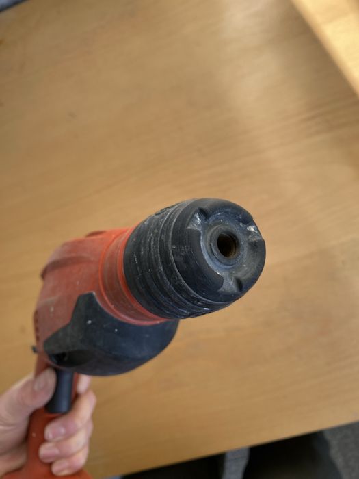 HILTI TE 2-A22 - Акумулаторен перфоратор ударно пробивна дрелка