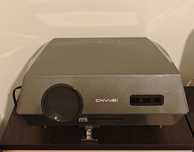 Proiector 1080p (suporta 4K) 1450 ANSI Lumens 300"