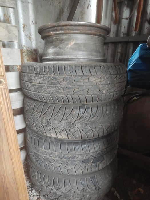 Продам колёса на волгу