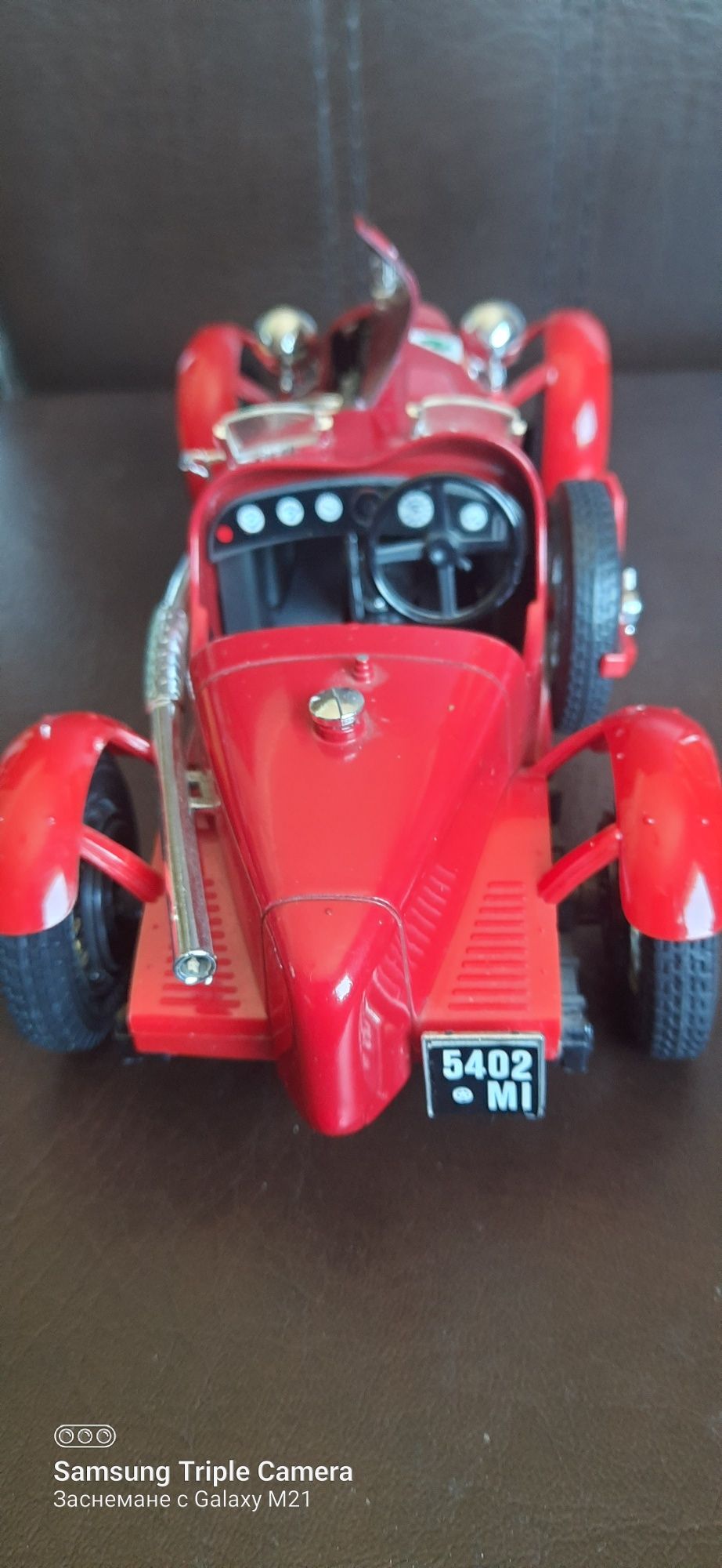 Alfa Romeo 8C  cabrio 2300 monza 1934година BBurago