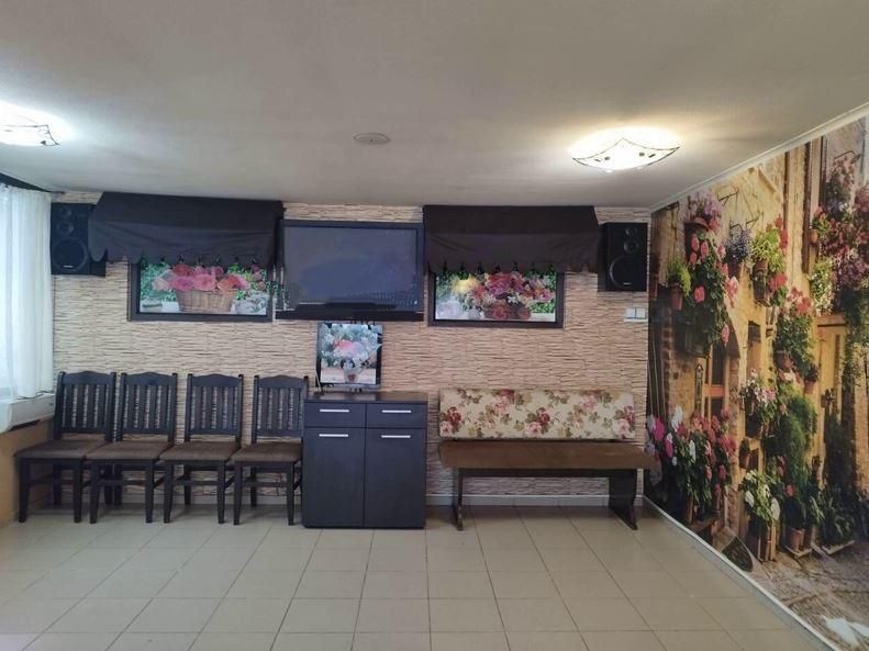 Дава се под наем Офис в Бургас, Център - 75 кв.м за 408 € - Снимка #2