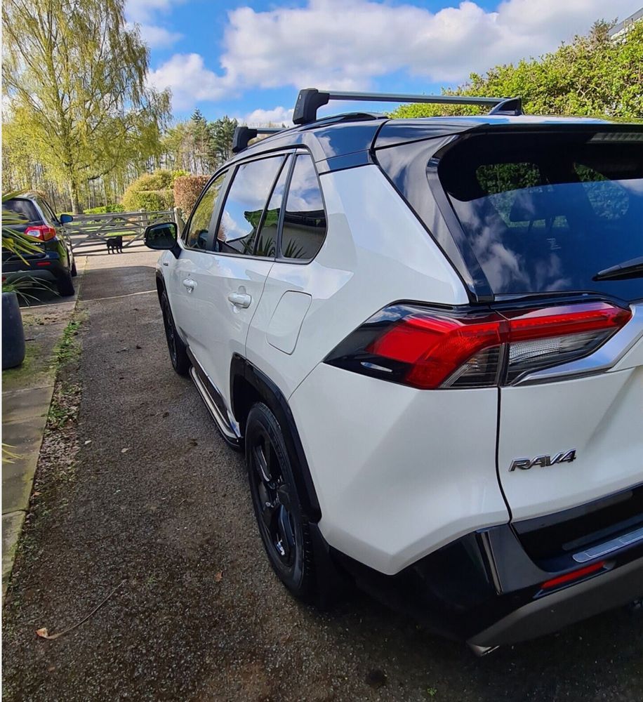 Toyota RAV4 2019- Напречни греди , Багажник